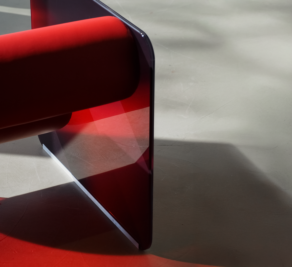 Bold Armchair by metastudio